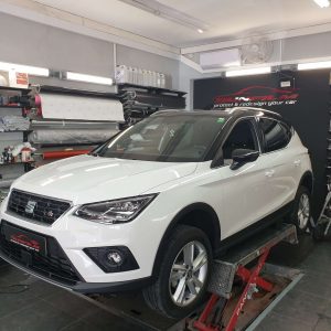 ציפוי מגן מפני שריטות ומכות לרכב seat arona‏
